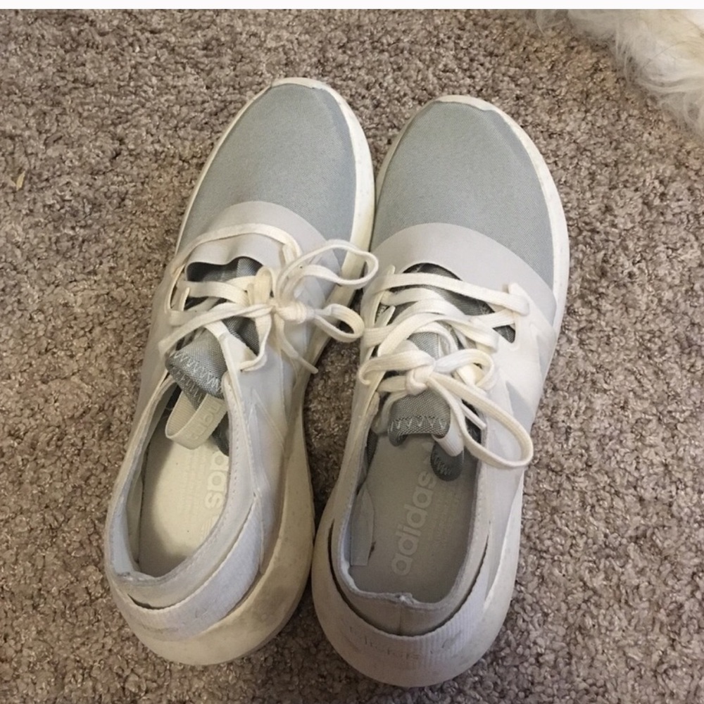 Adidas Tubular Shoe